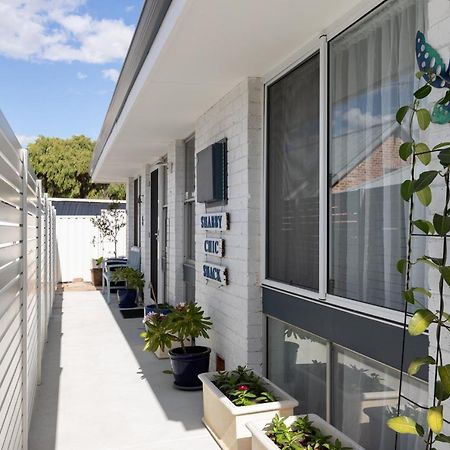 Shabby Chic Shack - 2 Bedroom Beach Cottage Yanchep Exterior foto
